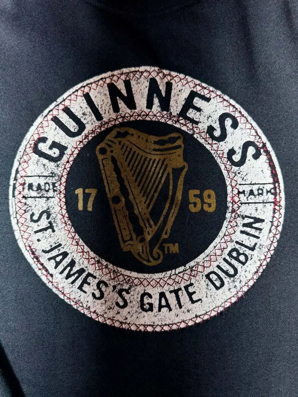 Guinness Black Graphic Pullover  Crewneck Sweatshirt size Large